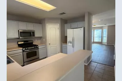 8110 Hawick Drive, Round Rock, TX 78681 - Photo 5