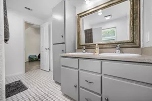 909 W 3rd St, Taylor, TX 76574 - Photo 11