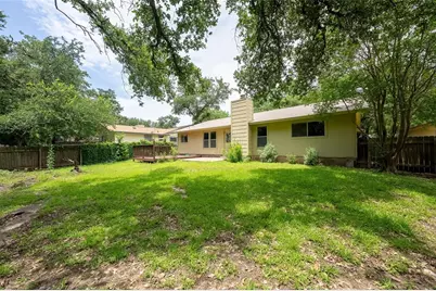 4209 Harcourt Drive, Austin, TX 78727 - Photo 11