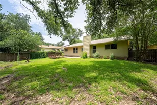 4209 Harcourt Dr, Austin, TX 78727 - Photo 11