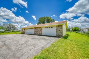 504 N Ave N, Johnson City, TX 78636 - Photo 5