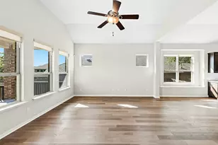 902 Catalina Ln, Austin, TX 78737 - Photo 13
