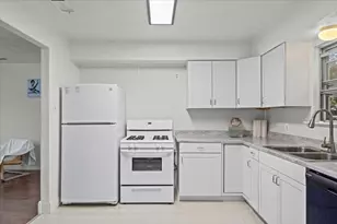 1115 Sycamore St, San Marcos, TX 78666 - Photo 9