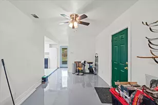 1115 Sycamore St, San Marcos, TX 78666 - Photo 13
