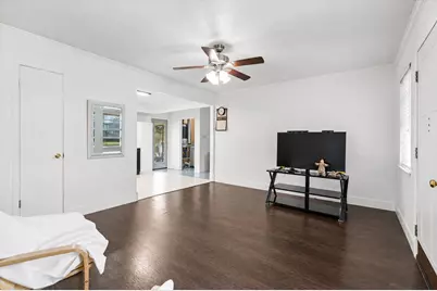 1115 Sycamore Street, San Marcos, TX 78666 - Photo 5