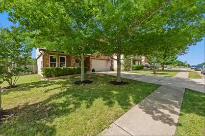 605 Holbrooke Street, Hutto, TX 78634 - Photo 37