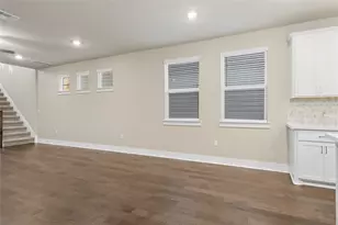 15701 Oglethorpe Dr, Austin, TX 78728 - Photo 11