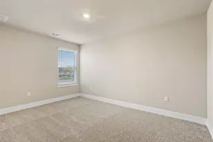 15701 Oglethorpe Dr, Austin, TX 78728 - Photo 27