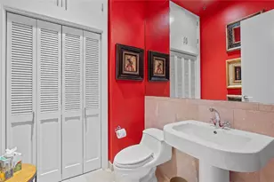 555 E 5th St, Austin, TX 78701 - Photo 17