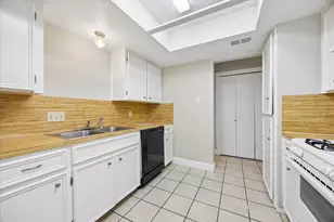 8329 Fathom Cir, Austin, TX 78750 - Photo 11