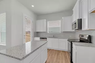 1015 Vista View Dr, Georgetown, TX 78626 - Photo 9