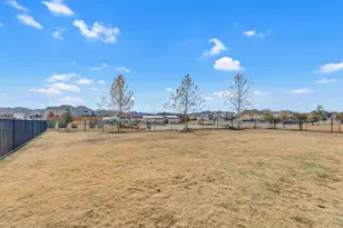 1015 Vista View Dr, Georgetown, TX 78626 - Photo 39