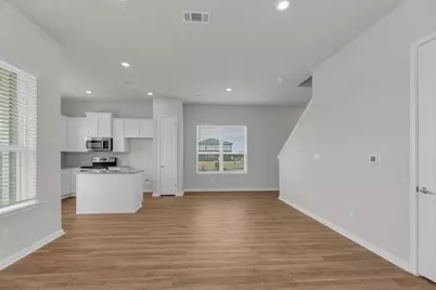 1015 Vista View Drive #101, Georgetown, TX 78626 - Photo 5