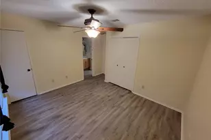 1015 E Yager Ln, Austin, TX 78753 - Photo 9