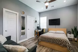 7607 Providence Ave, Austin, TX 78752 - Photo 13