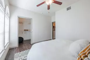 12800 Center Lake Dr, Austin, TX 78753 - Photo 5