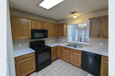 13512 Albania Way, Austin, TX 78729 - Photo 7