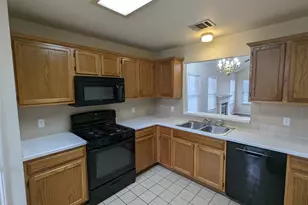 13512 Albania Way, Austin, TX 78729 - Photo 7