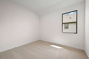 201 Hornet St, Elgin, TX 78621 - Photo 17