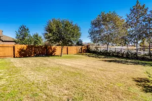 401 Strawberry Blonde Dr, Buda, TX 78610 - Photo 31