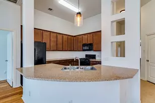 401 Strawberry Blonde Dr, Buda, TX 78610 - Photo 11