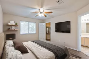 7704 Plateau Cove, Lago Vista, TX 78645 - Photo 13