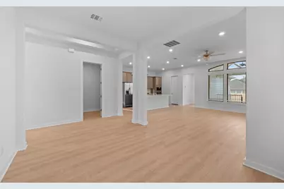 425 Brandywine Road, Hutto, TX 78634 - Photo 11