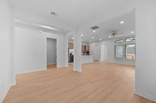 425 Brandywine Rd, Hutto, TX 78634 - Photo 11