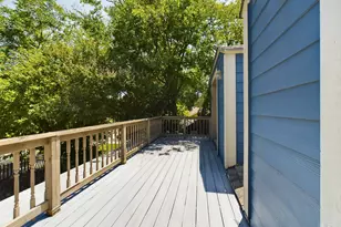 705 E 32nd St, Austin, TX 78705 - Photo 35