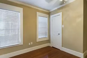 705 E 32nd St, Austin, TX 78705 - Photo 19