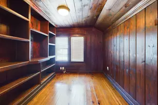 705 E 32nd St, Austin, TX 78705 - Photo 7