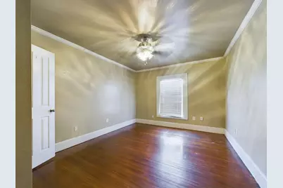 705 E 32nd Street, Austin, TX 78705 - Photo 23