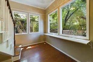 705 E 32nd St, Austin, TX 78705 - Photo 3
