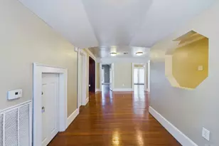 705 E 32nd St, Austin, TX 78705 - Photo 15
