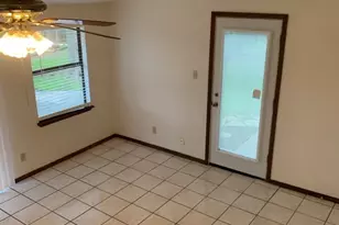 12709 Burson Dr, Manchaca, TX 78652 - Photo 5