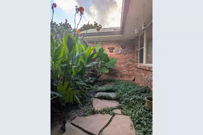 1610 Larkwood Drive, Austin, TX 78723 - Photo 23