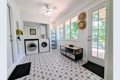1610 Larkwood Drive, Austin, TX 78723 - Photo 11