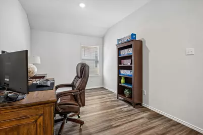 168 Onna Street, Taylor, TX 76574 - Photo 19