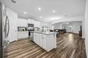 168 Onna St, Taylor, TX 76574 - Photo 7