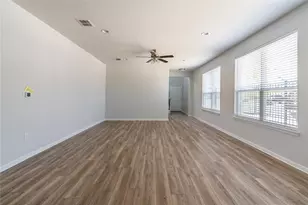 9601 Dawn Pearl Dr, Austin, TX 78748 - Photo 11