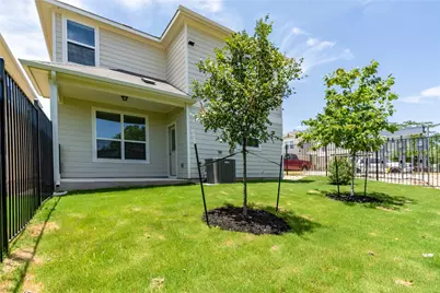 9601 Dawn Pearl Drive #21, Austin, TX 78748 - Photo 3