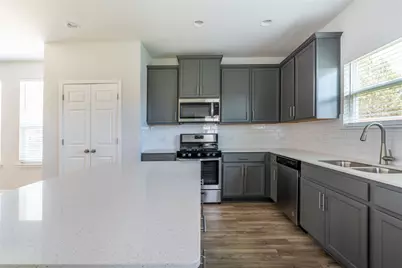 9601 Dawn Pearl Drive #21, Austin, TX 78748 - Photo 7