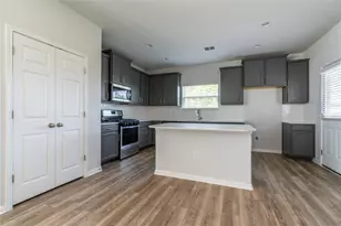 9601 Dawn Pearl Dr, Austin, TX 78748 - Photo 9