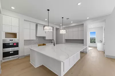 942 Bristol Creek Bend, Lakeway, TX 78738 - Photo 5