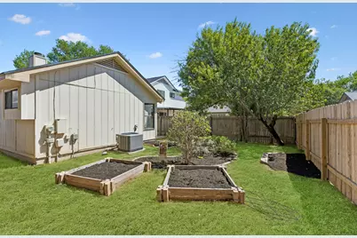 2411 Dowd Lane, Austin, TX 78728 - Photo 25