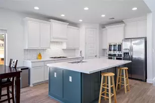 102 Fortuna Ct, Liberty Hill, TX 78642 - Photo 3