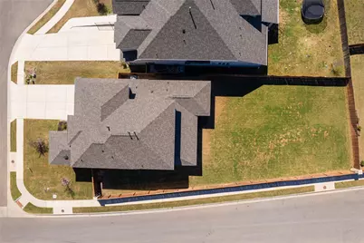 102 Fortuna Court, Liberty Hill, TX 78642 - Photo 31