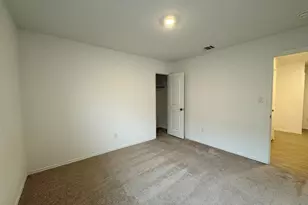 109 Little Sparklers Loop, Hutto, TX 78634 - Photo 5