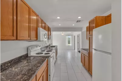 1309 Sloan Street, Taylor, TX 76574 - Photo 21