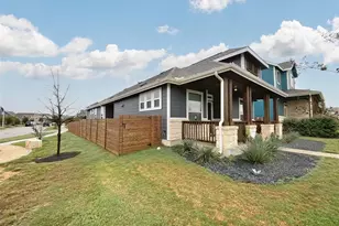 8901 Panhandle Dr, Austin, TX 78747 - Photo 3